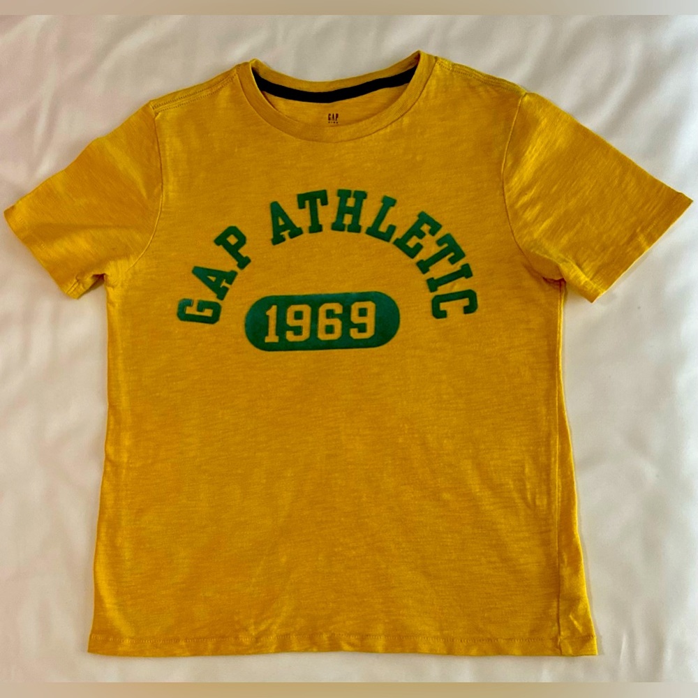 Kids Gap shirt L